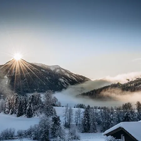 Four Peaks Апартаменты