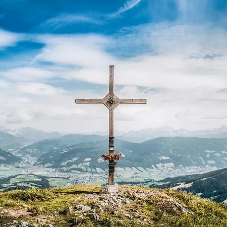 Four Peaks Апартаменты Флахау