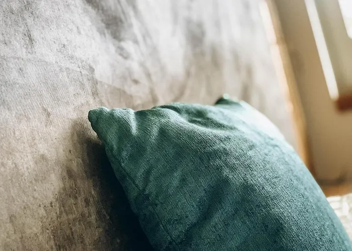 Four Peaks Apartment *